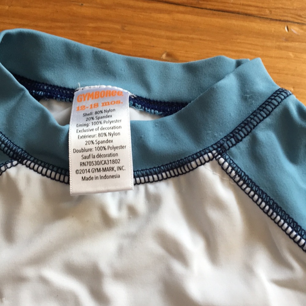 2 Gymboree Rash Guards - 12-18m - Picture 3 of 7